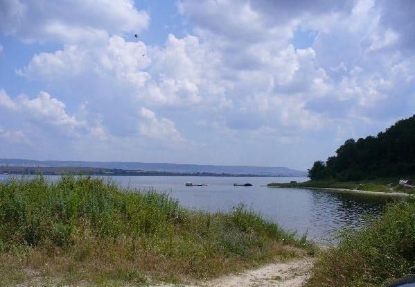 Парцели на Варненското езеро, 540м2 и 1000м2, Константиново.