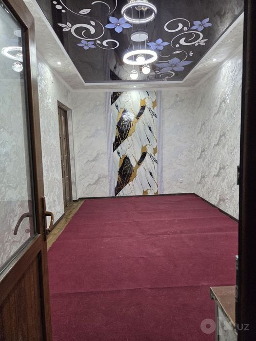 1/4/5 сотилади Ибн Сино кучаси