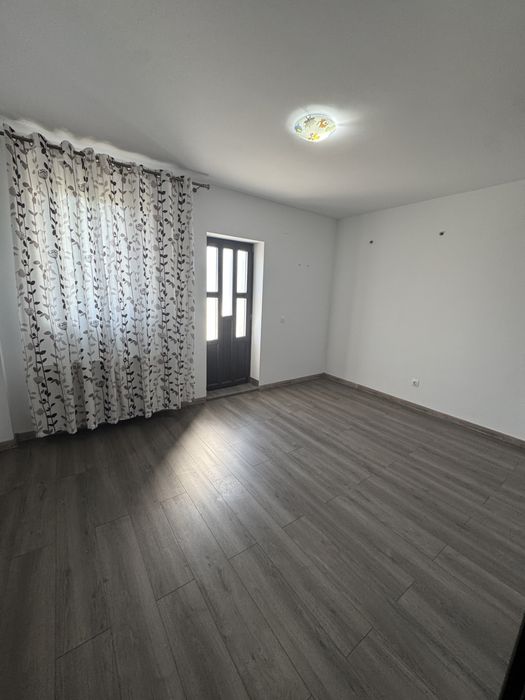 Vila Spatioasa 4 camere Otopeni