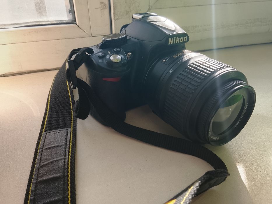 Продам фотоаппарат Nikon D3100