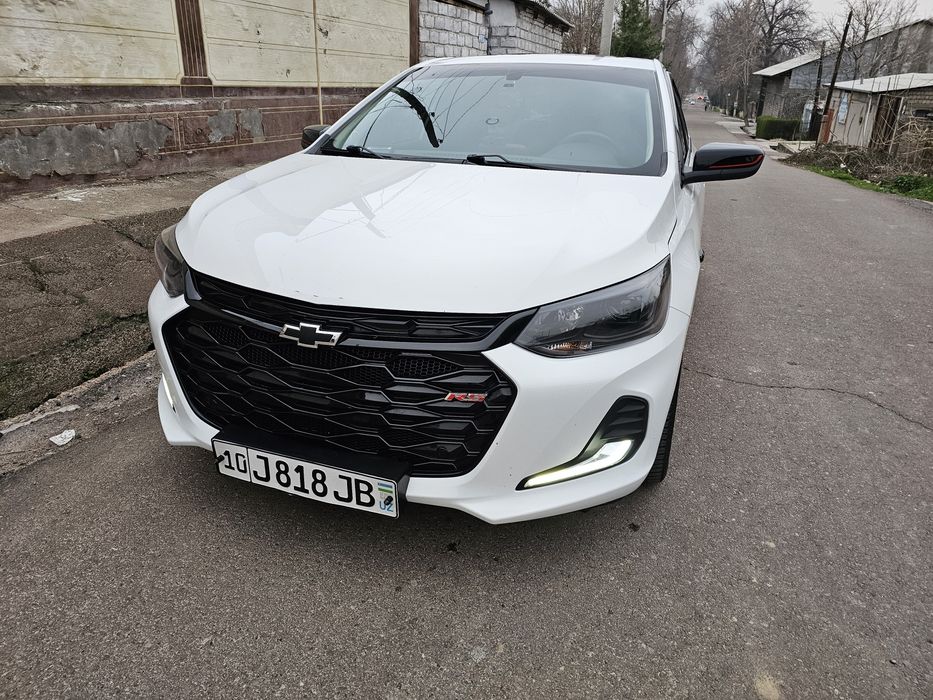 Срочно продается Chevrolet onix Premier 2 Turbo AT PLUS wo C68