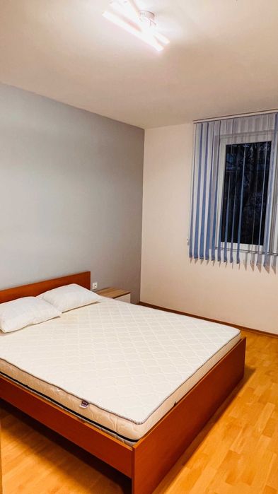 Дава се под наем Двустаен апартамент в София, Красно село - 60 кв.м за 475 € - Снимка #1