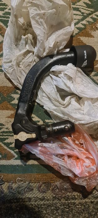 Оригинален теглич за golf 4