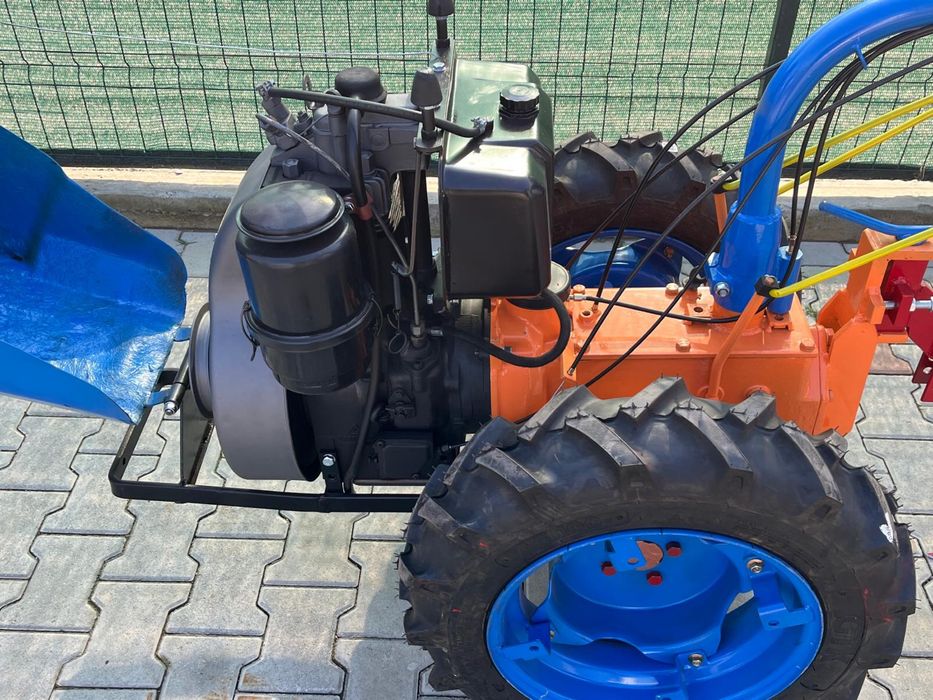 Motocultor vand sau schimb