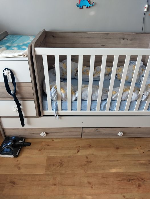 Бебешко легло от Айко