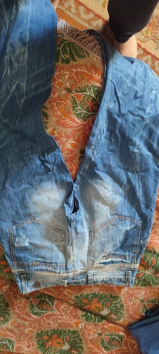 Blugi bărbat proveniență Italia noi