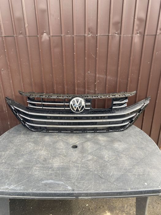 Grila centrala / radiator vw arteon facelift hybrid 2020-2023