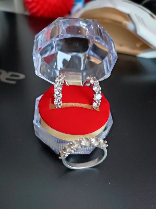 Серебро 925 проба Италия. Новая. Отдам за пол цену