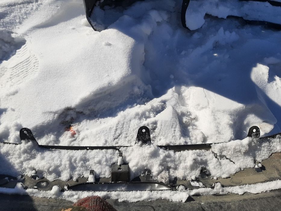 Бампера бмв, лада веста по 10 ке