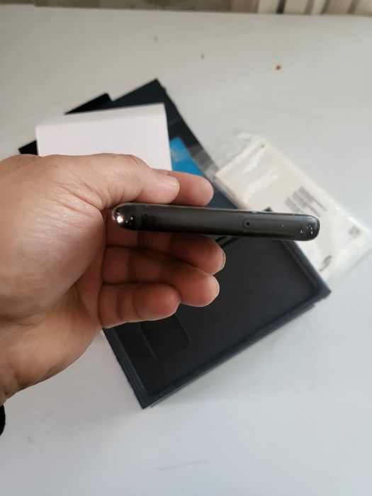 Продам  samsung S9 64gb