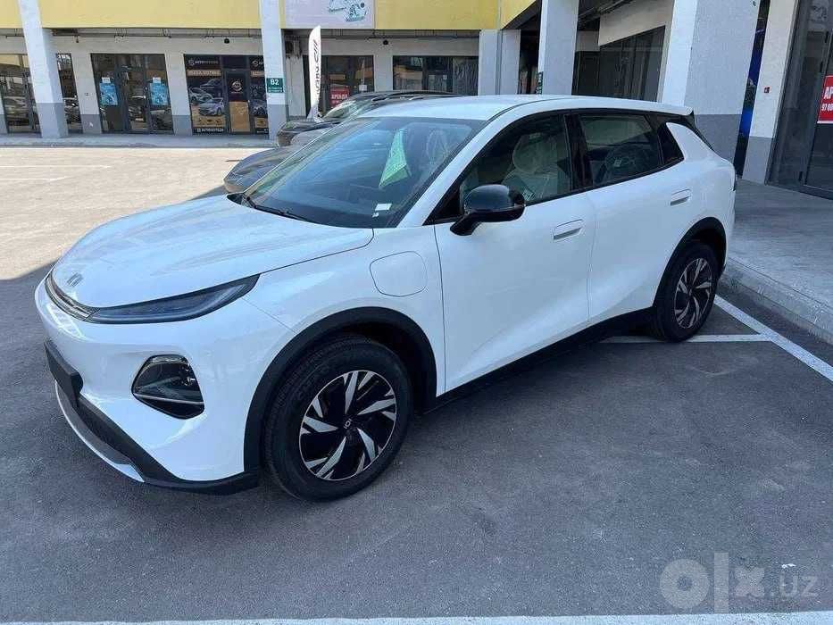 Changan NEVO Q05 2026 Электро