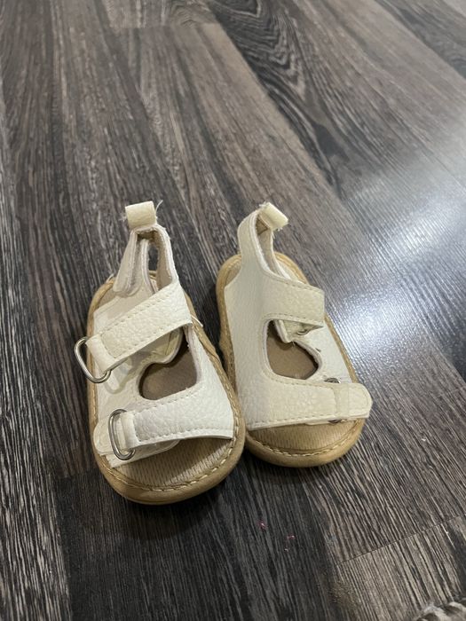 Обувь для новорожденных до года