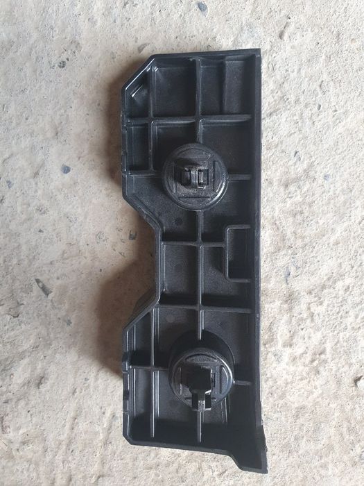 Кронштейн заднего бампера брикет для Byd song plus