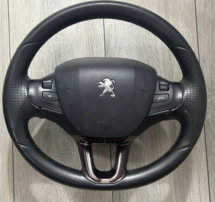 Volane PEUGEOT 208 Piele/Piele Perforata-Gama Peugeot