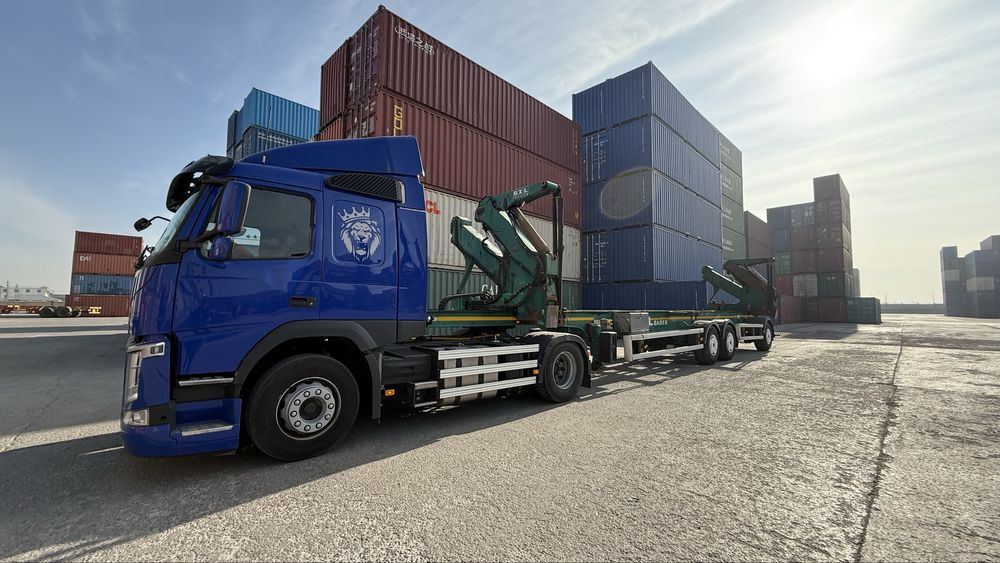 Услуги контейнеровоза манипулятора