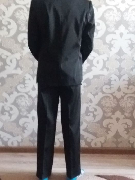 костюм-тройка для мальчика