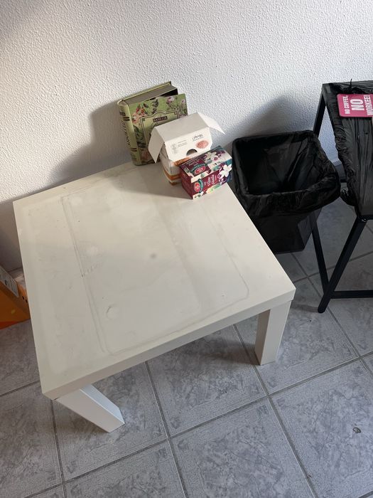 Masa de conferinte ikea 140*140 cu scaune