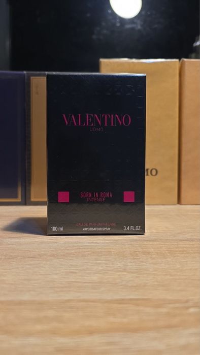 Valentino Uomo Born in Roma Intense EDP 100 ml – нов, запечатан