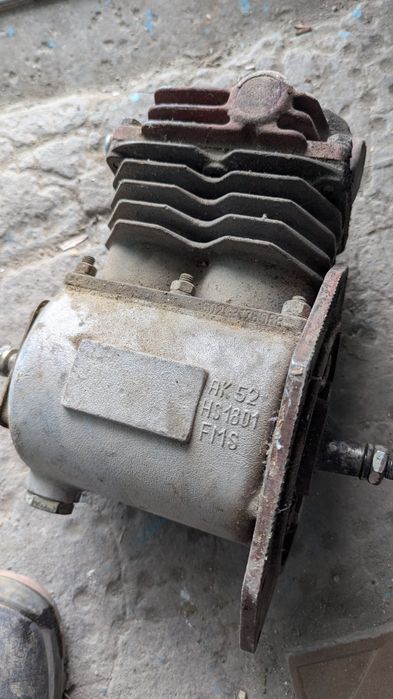 Компрессор поршень Польша