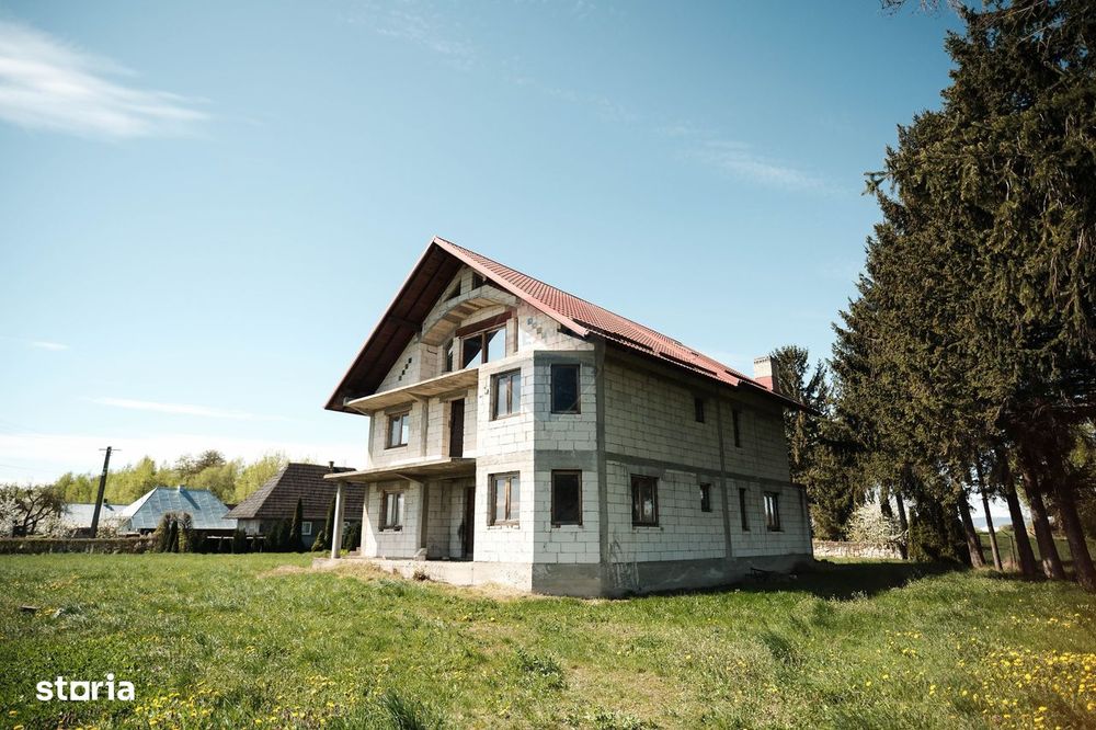 Casă / Vilă de vânzare in Fratautii Vechi