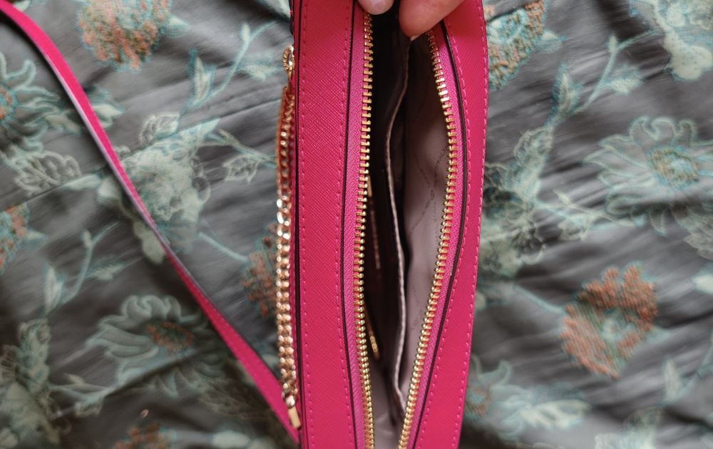 Оригинална чанта Michael Kors