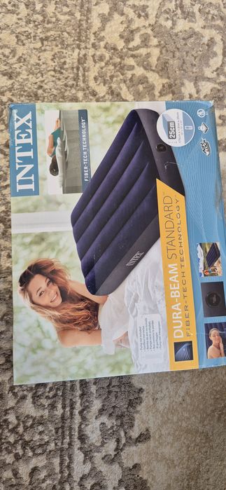 Продам два матраса с насосом