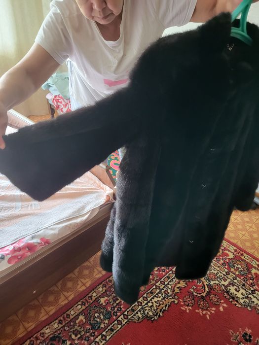 Продам норковую шубу