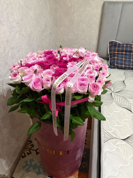 Гул, 101 роза свежий