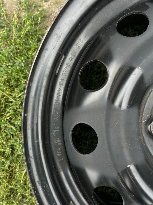 Диски от хендай солярис р 15 , 40мын комлект 4 диска