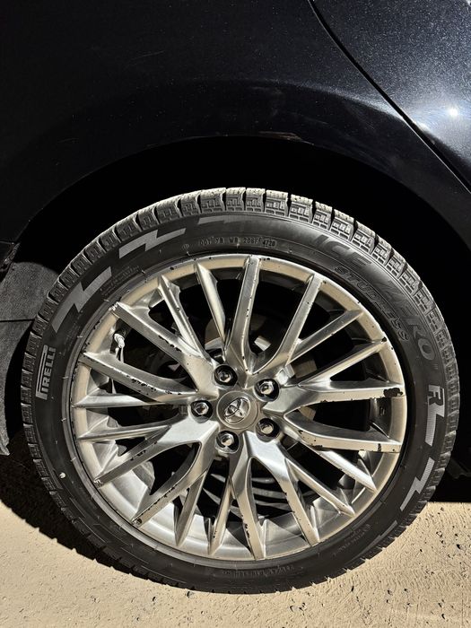 Колеса с зимней резиной Pirelli