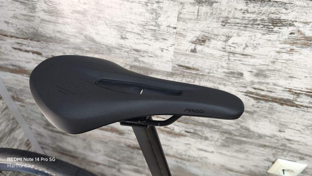 Карбонов шосеен велосипед Giant TCR Pro Team Ultegra SLR1 42 Carbon Powermeter | M