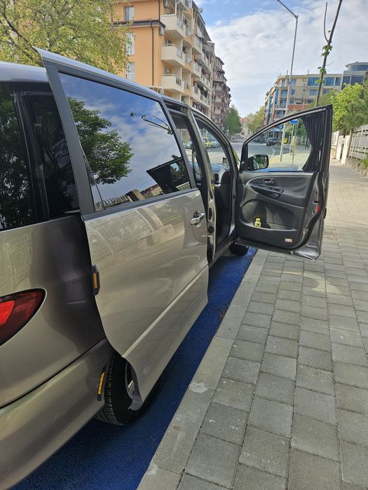 Тойота превия 2.0 D4D