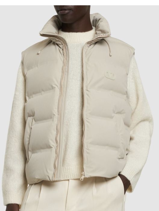 Vesta vas Valentino Garavani