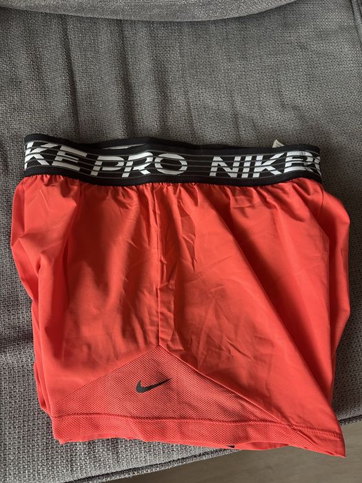 Спортни панталонки Nike PRO DRY-fit женски S