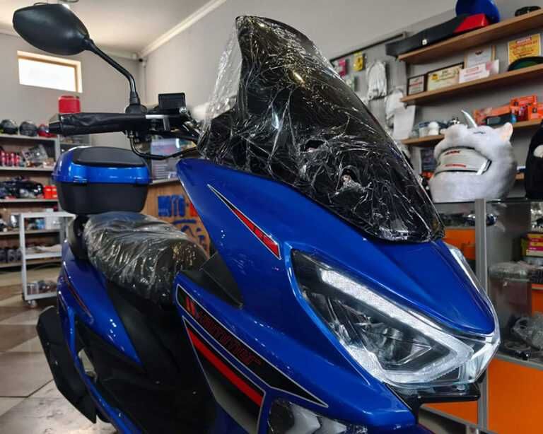 Продам новый 150 кубовый скутер