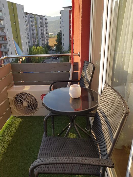 Proprietar - Inchiriez apartament 2 camere Avantgarden 3 cu parcare si