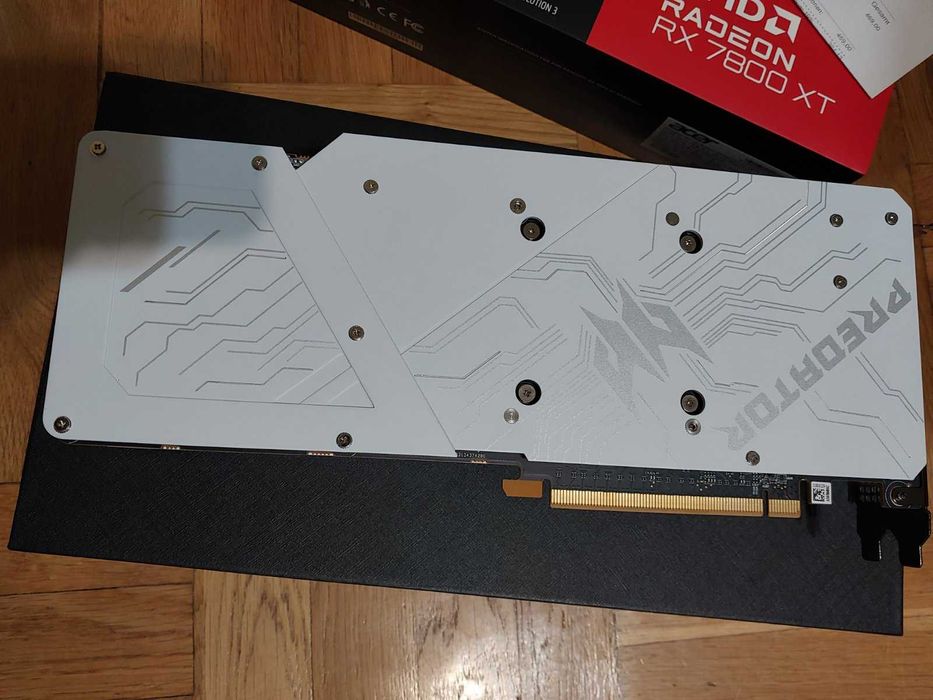 RX 7800XT 16GB - AsRock Challenger, Acer Predator