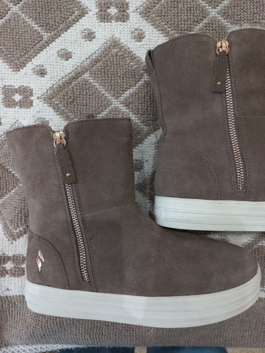 Фирменные сапоги