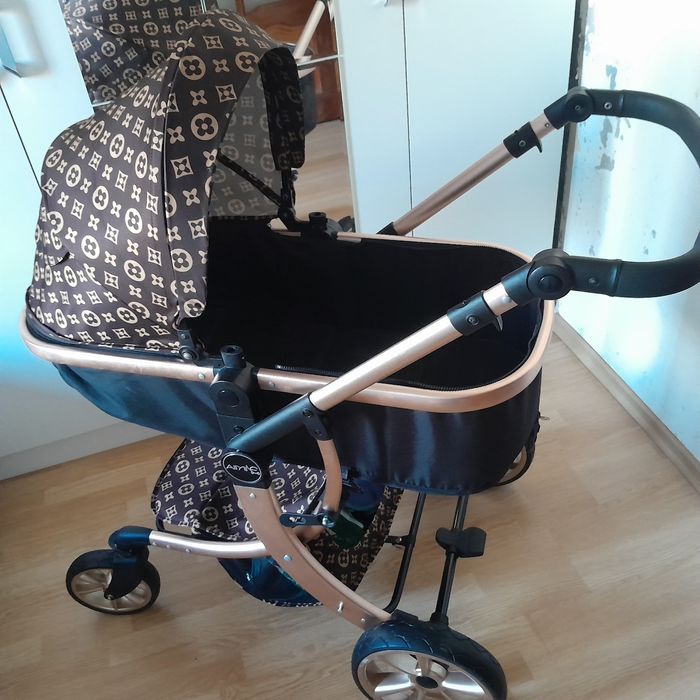 Коляска люлька. Прогулочная