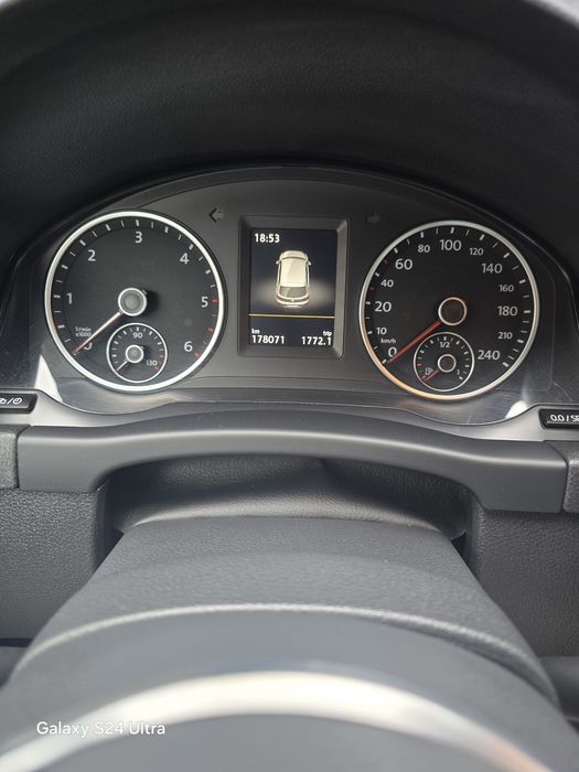 Tiguan / R-Line  /Cityscape /2.0 TDI  / 177 CP  / 4×4 /  DSG  7+1