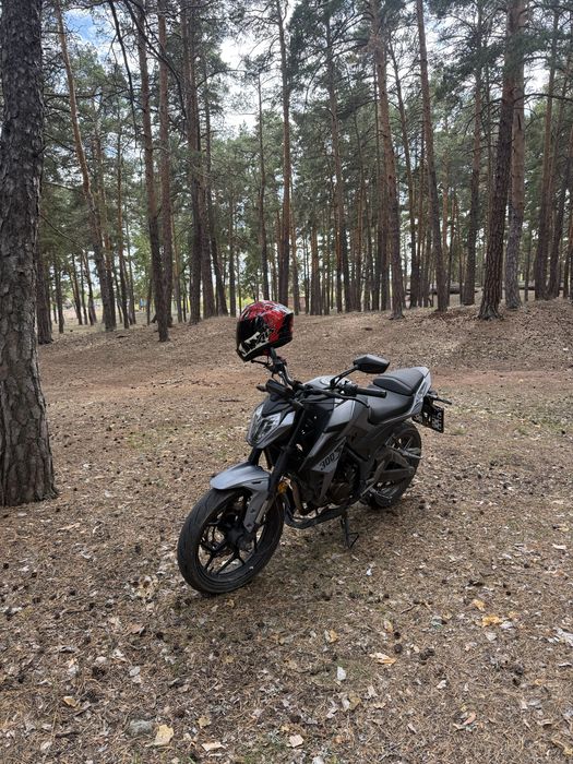 Продам яки 300 куб