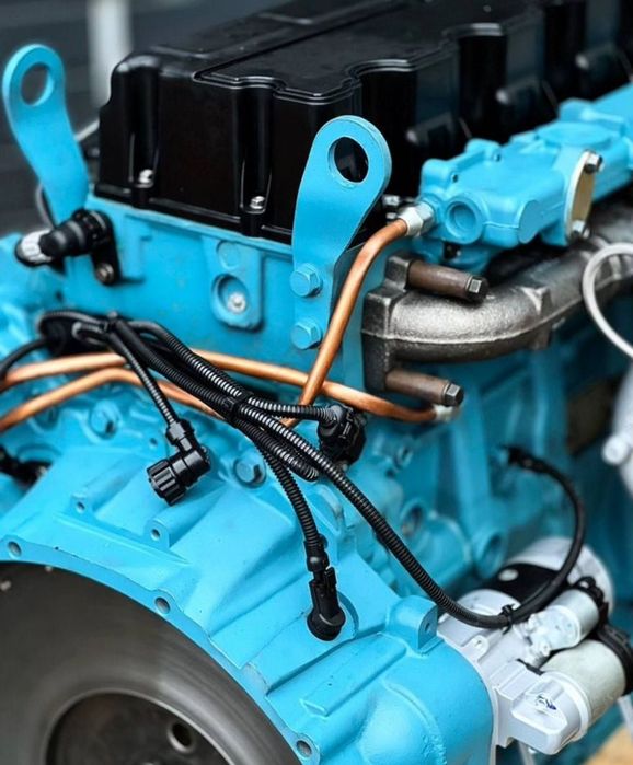 Двигатель ЯМЗ-536 (Урал]