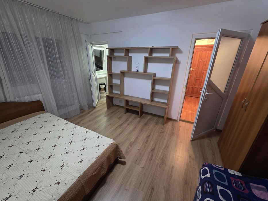 Garsoniera de închiriat Râmnicu Vâlcea