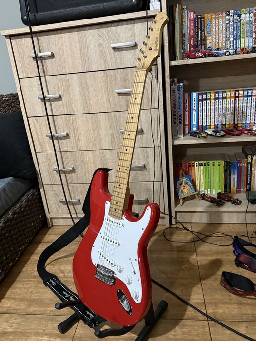 Китара harley benton st62 VT