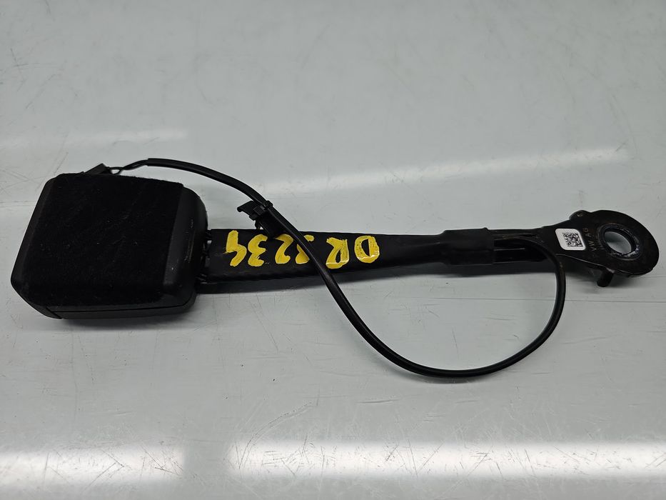 Capsa centura dreapta fata Volkswagen Taigo [Fabr 2021-2026] 8Y0857755