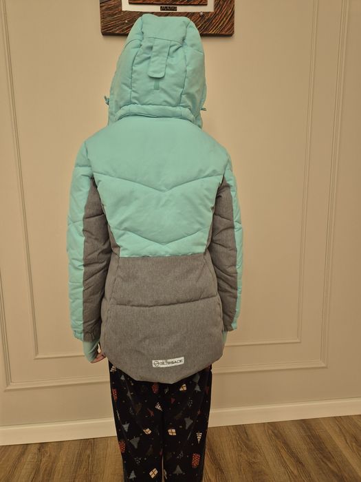 Зимняя куртка для девочек