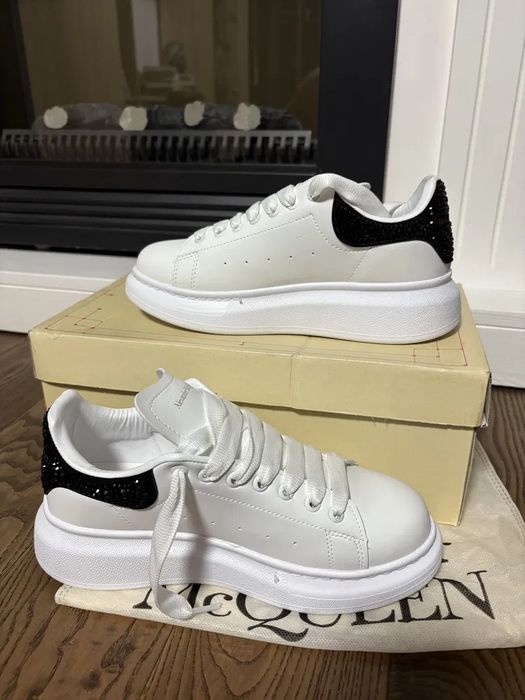 Alexander McQeen *calitate premium*