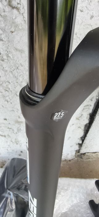 Вилки SR Suntour ZERON35 27.5" 130/150mm AIR LOR Boost 15x110mm Tapered