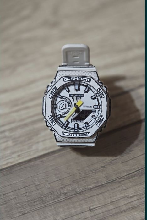 Casio G-SHOCK manga tematika GA-2100MNG-7AJR белые