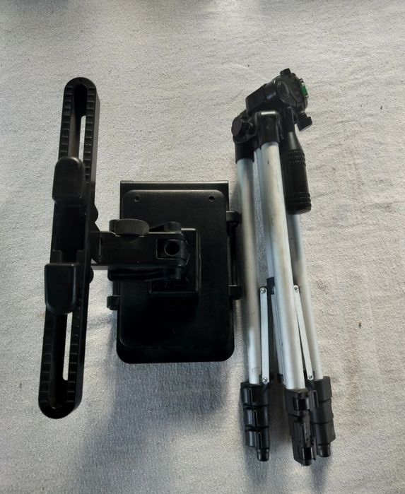 Suporți pentru tableta și camera video. Stander pentru lungime camera